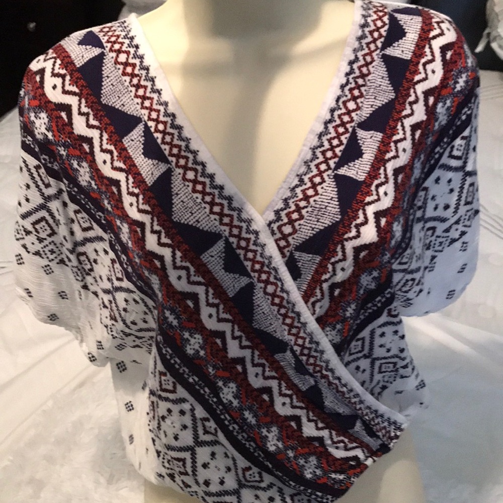 5/$20 Chloe & Katie boho top - Picture 1 of 6